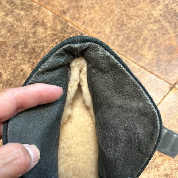 UGG Booties EUC - Picture 4 of 4